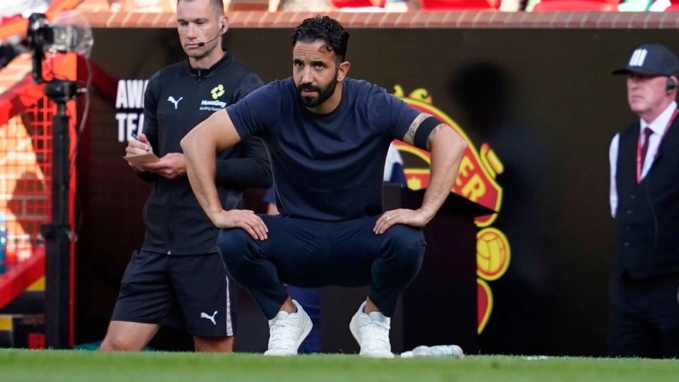 透露, 挥他们的潜