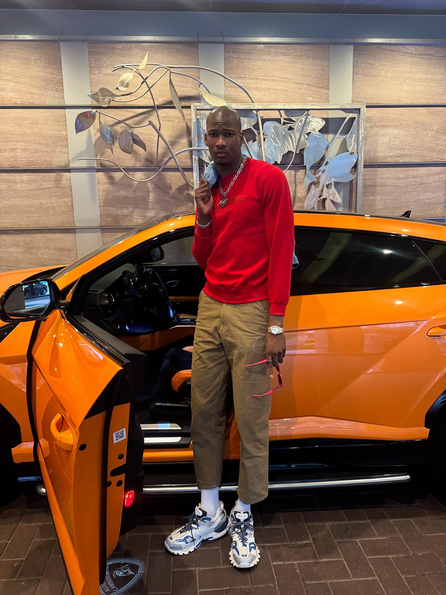 yid, GOAT的, 晒和爱车的